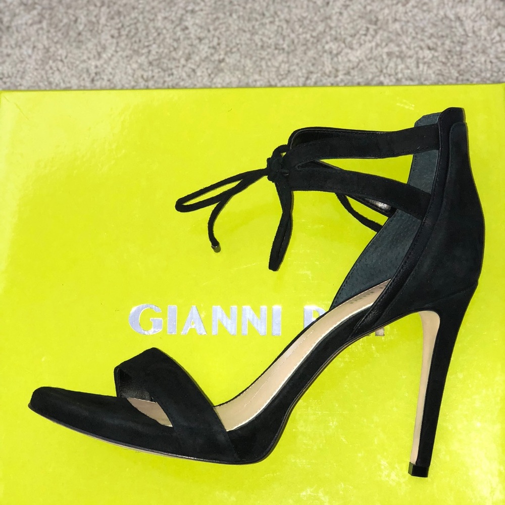 Gianni Bini black heel - Picture 2 of 3